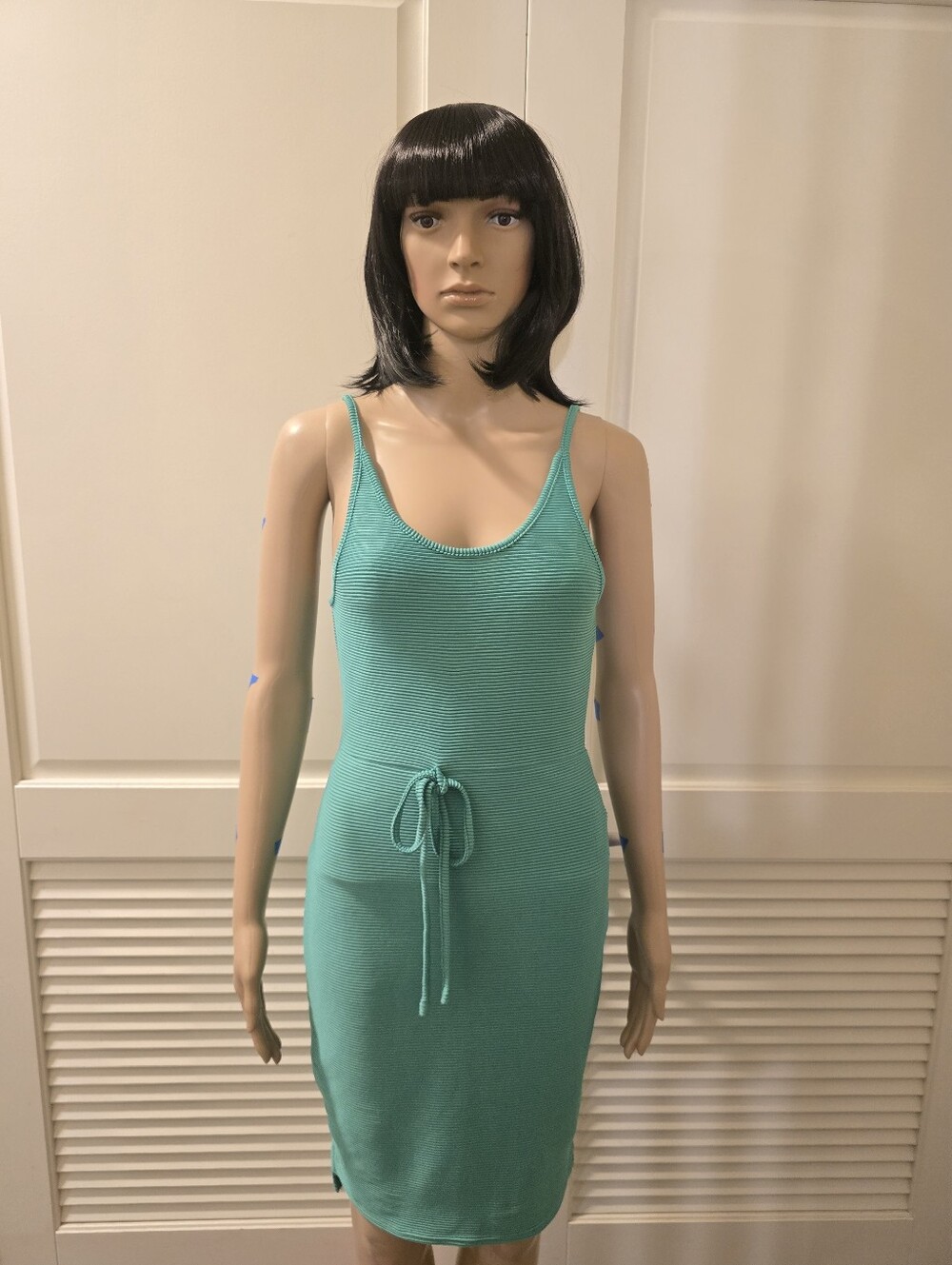 Sleeveless Ribbed Tie-Waist Bodycon Dress in Green💚